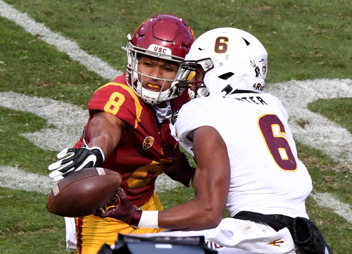 USC Trojans defeated the Arizona State Sun Devils 28-27 during a NCAA Football game.